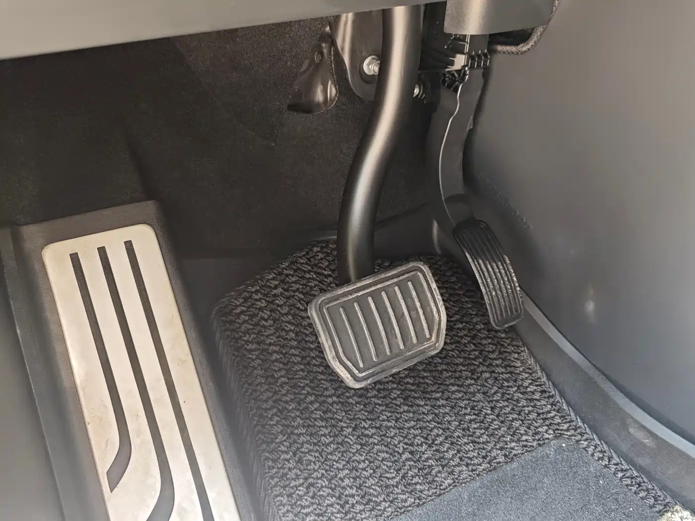 Tesla Model Y 2026 2026 Rear-Wheel Drive