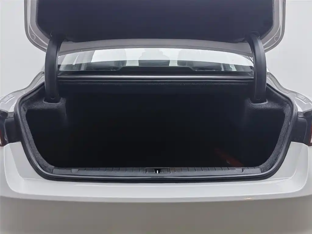 GEELY AUTOMOBILE BORUI