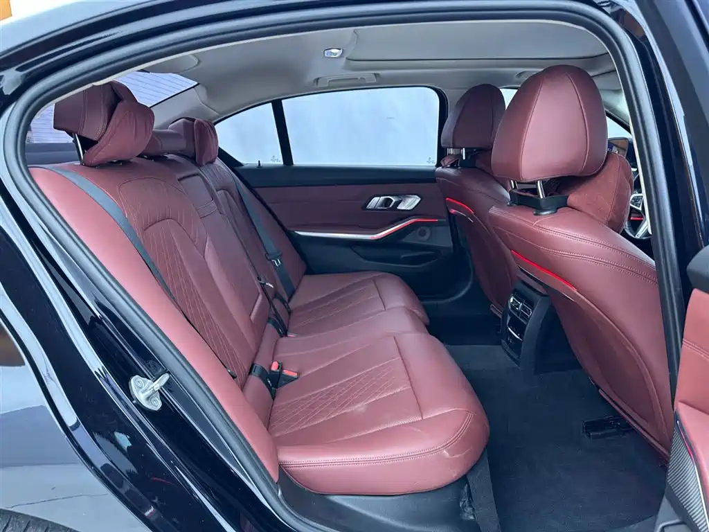 BMW 3 Series 2023 320Li M Sport Package фото 13