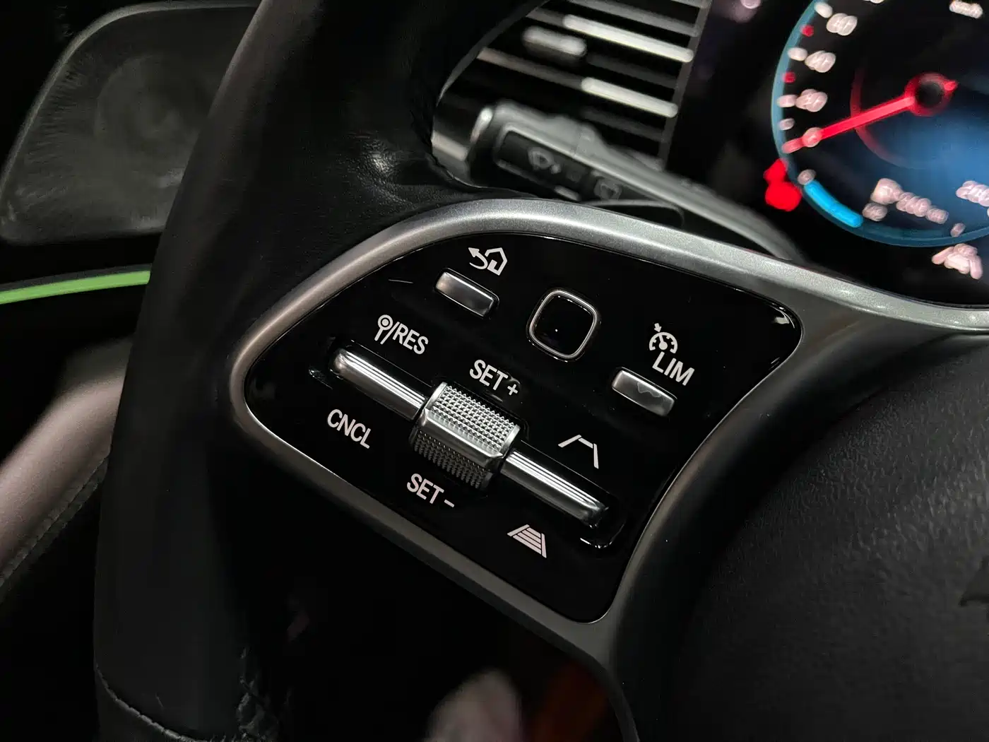 Mercedes-Benz GLE 2022 GLE 350 4MATIC Fashion фото 18