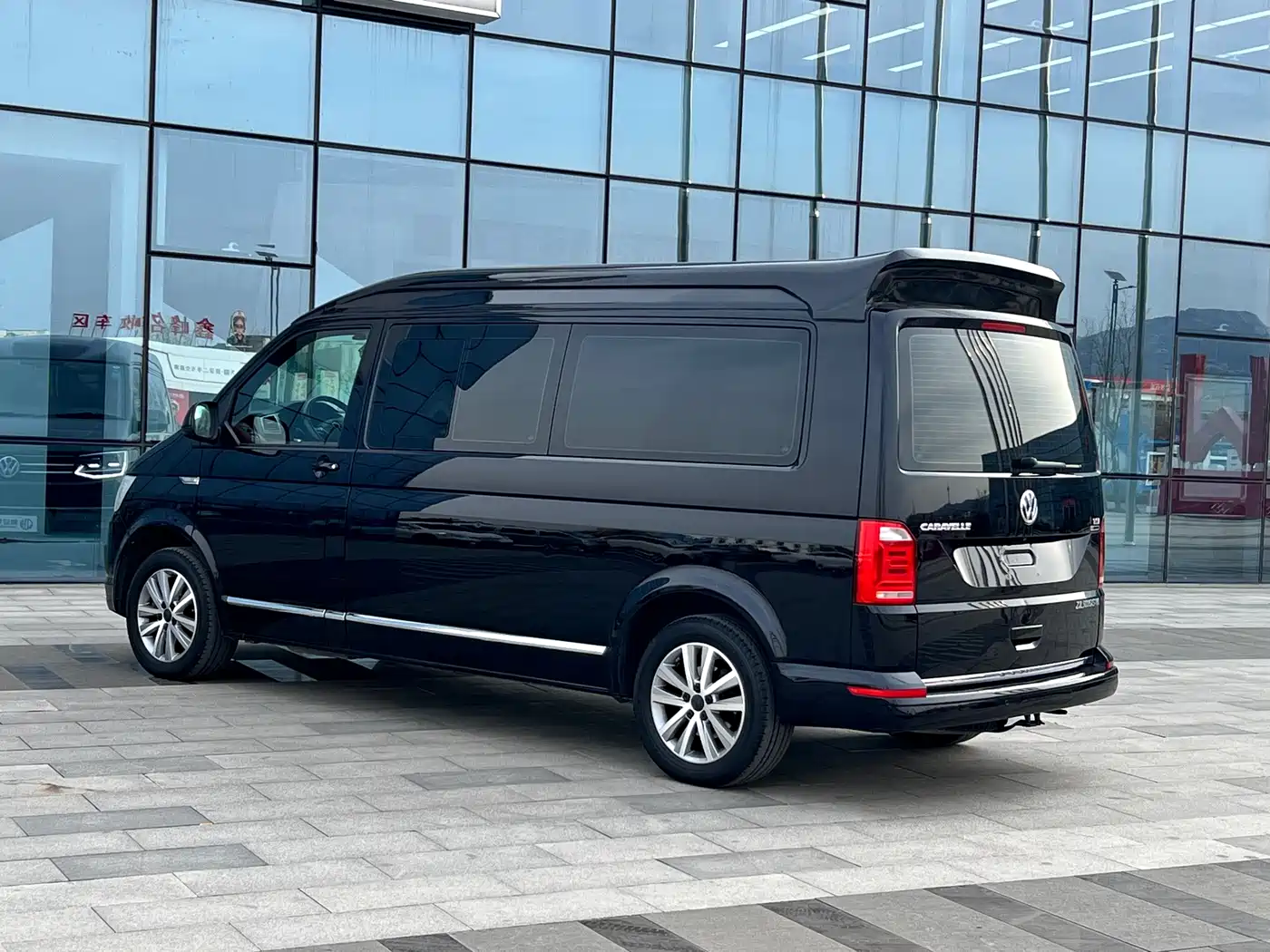 Volkswagen Caravelle 2018 2018 2.0TSI 4WD Luxury Edition 7-Seater