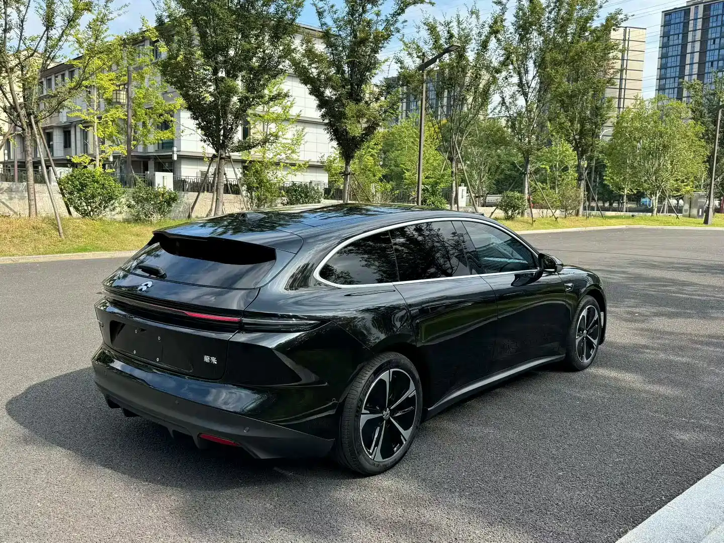 Фото 8 - NIO ET5T