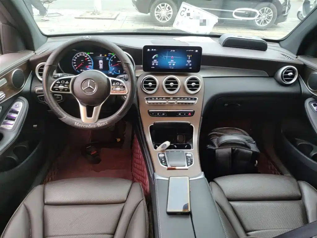 Mercedes-Benz GLC 2022 Model GLC 260 L 4MATIC Luxury Edition фото 6