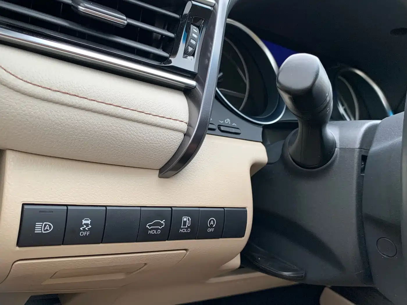 Toyota Camry 2019 Facelift 2.0G Luxury Edition фото 22