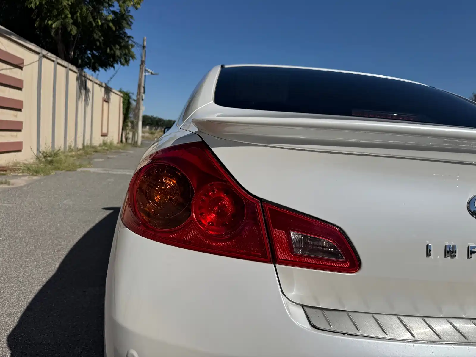 Photo 27 - Infiniti G Series