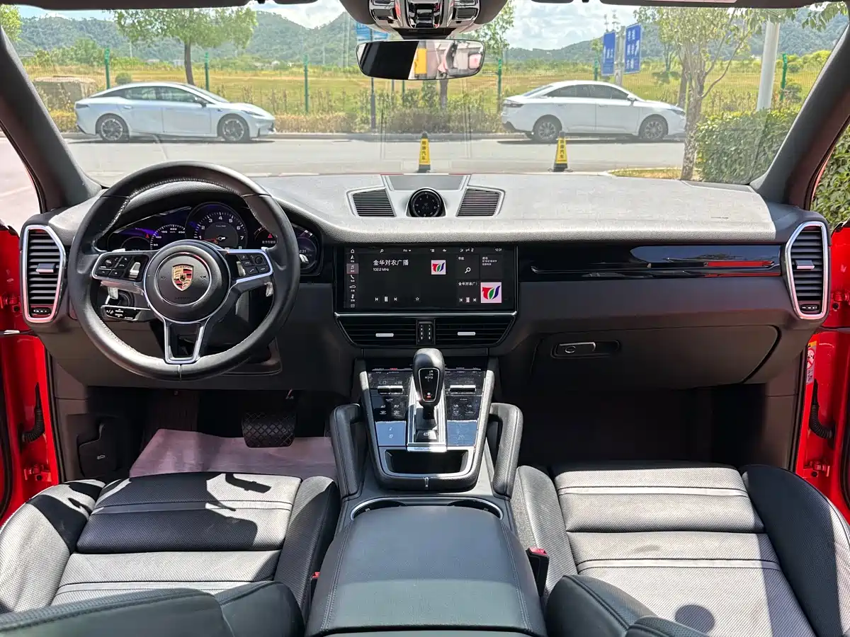 Porsche Cayenne 2019 Cayenne 3.0T фото 15