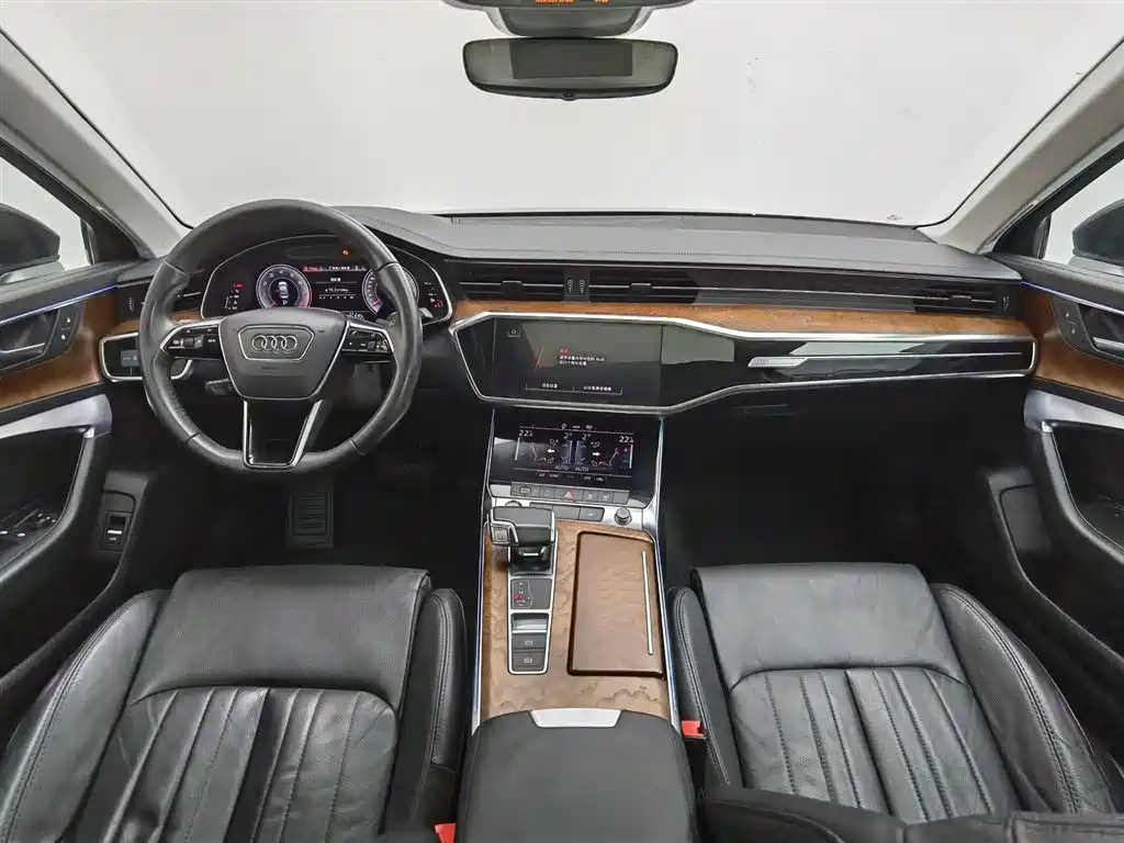Audi A6L 2021 45 TFSI Exclusive Elegance фото 5