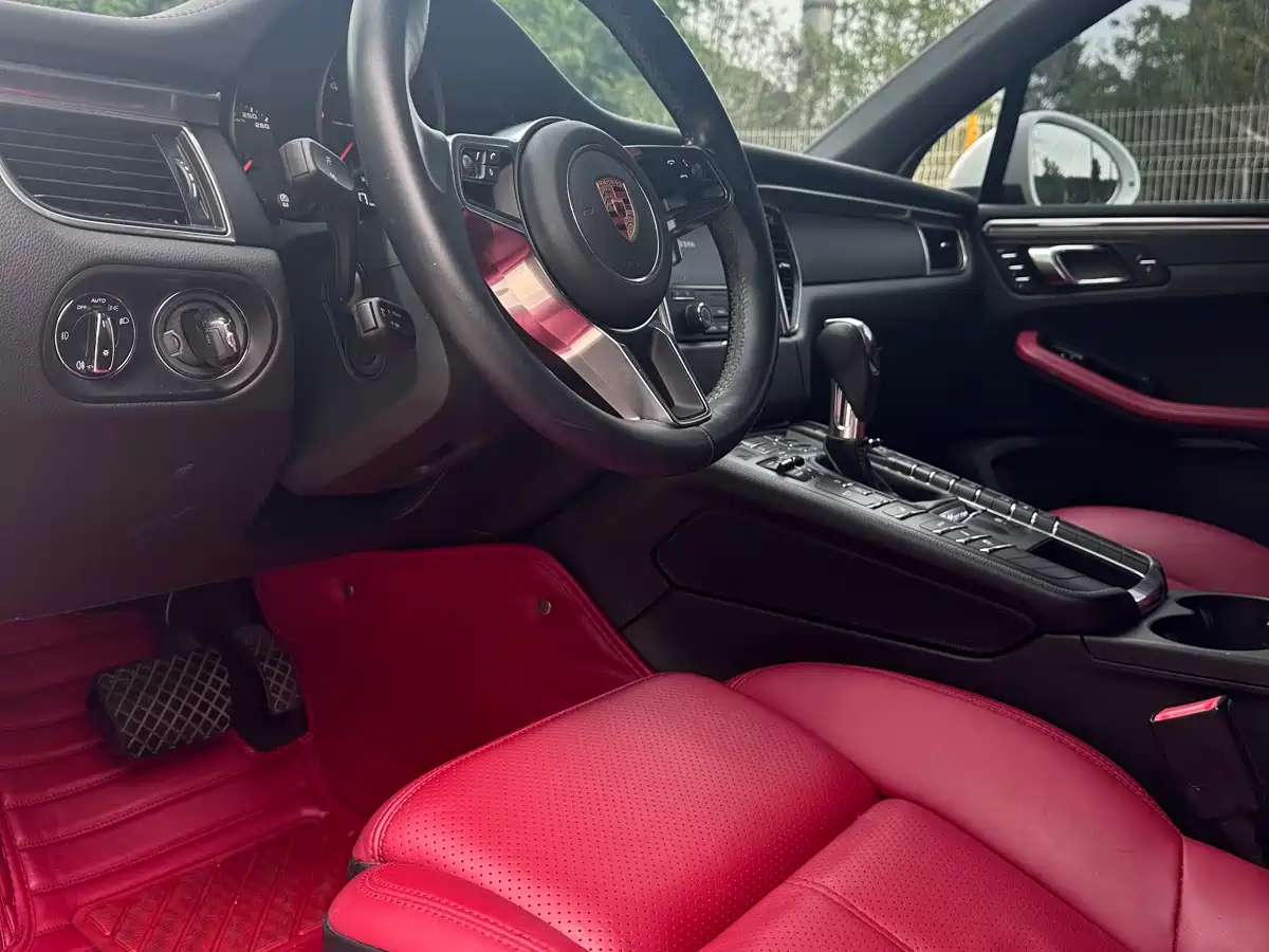 Porsche Macan 2017 Macan 2.0T фото 3