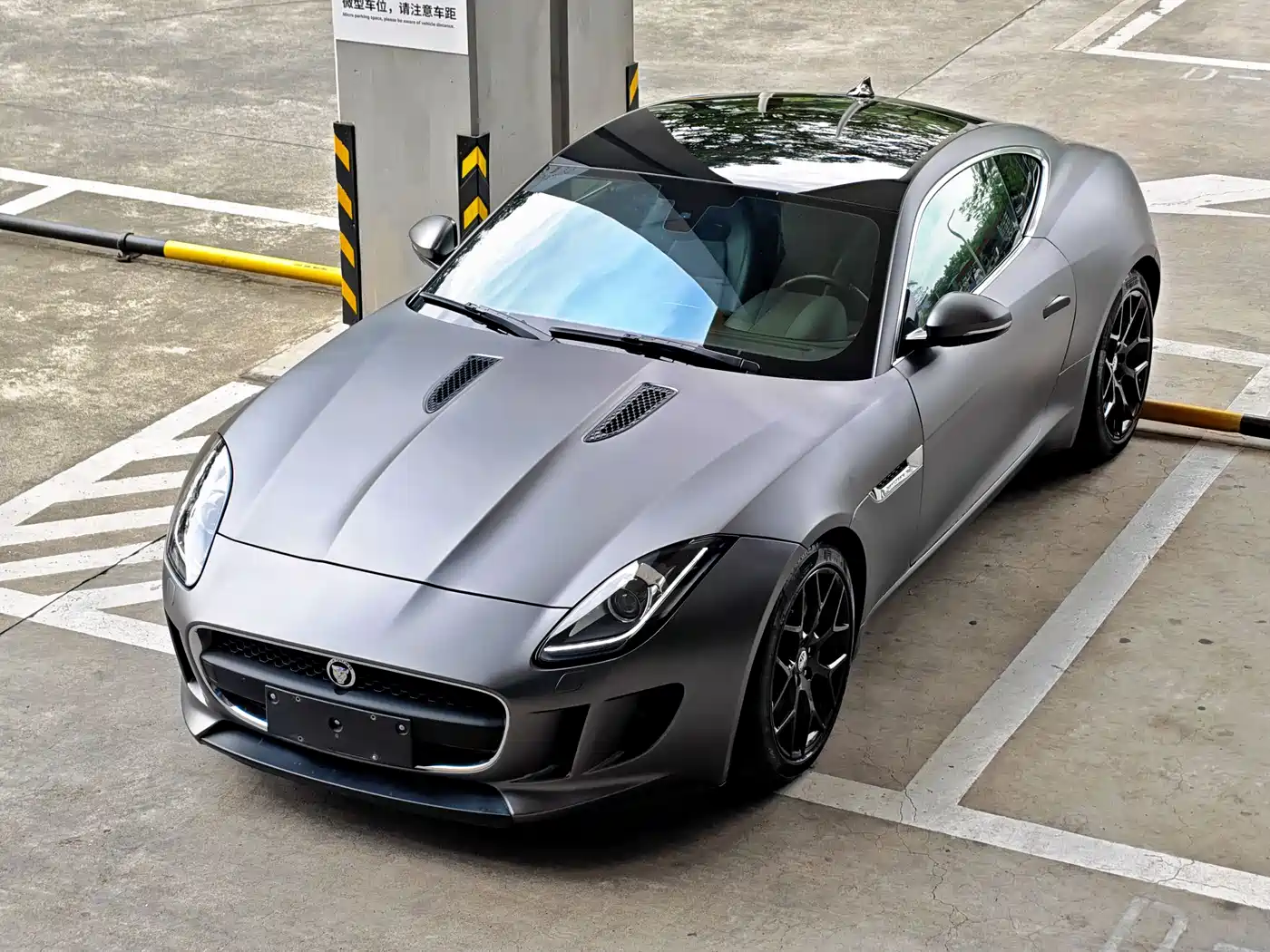 Jaguar F-TYPE 2016 3.0 SC Hardtop фото 7