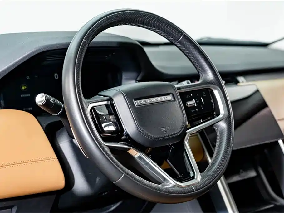 Land Rover Discovery Sport 2024 Luxury Custom Edition фото 11