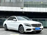 صورة 2 - Mercedes-Benz C-Class