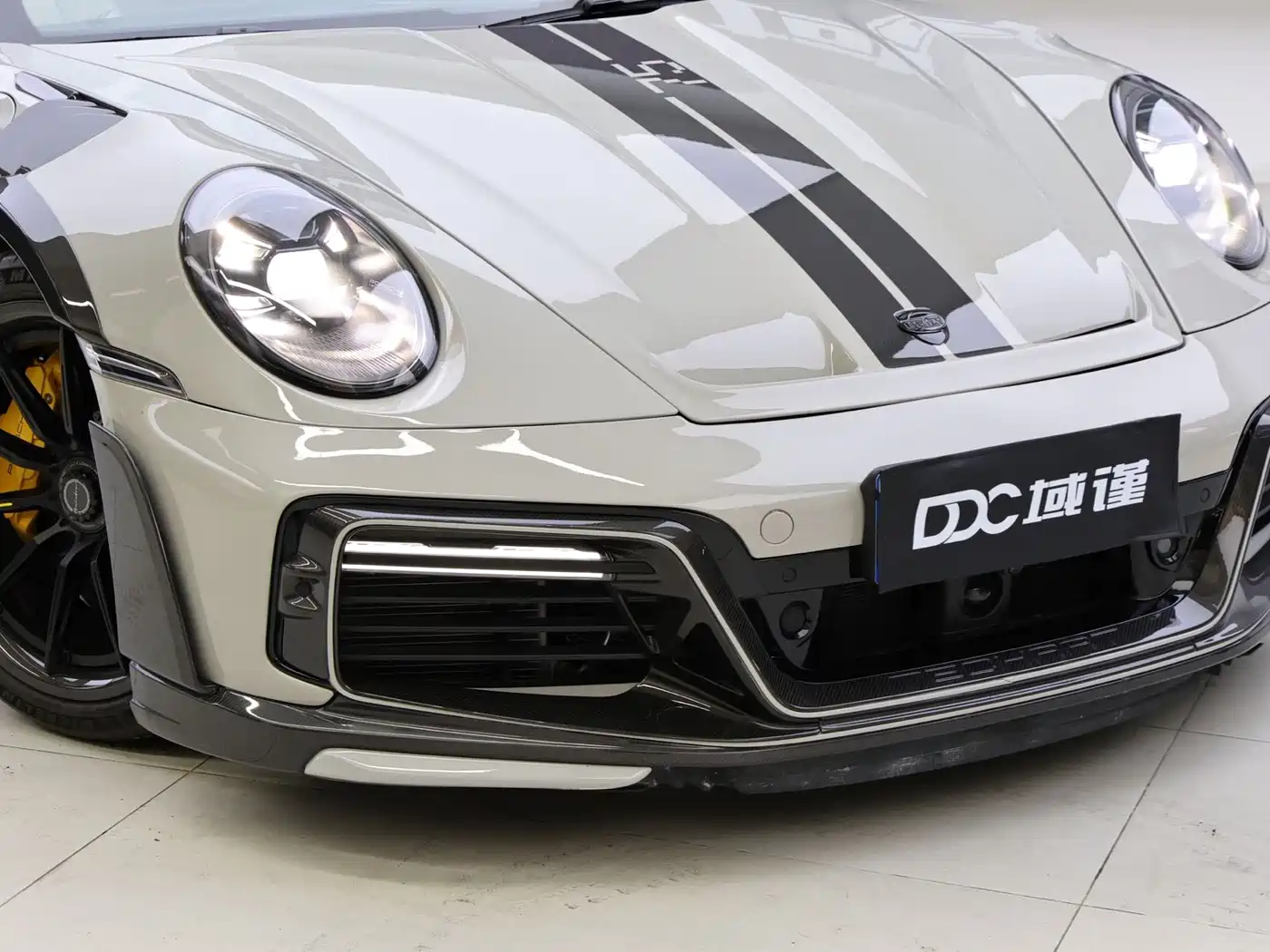 Porsche 911 2023 Turbo S Cabriolet 3.7T фото 11