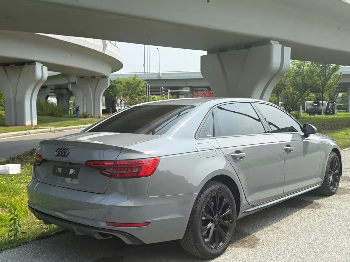 Audi A4L 2017 40 TFSI Progressive фото 5