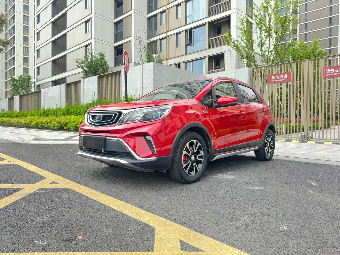 Фото 1 - Geely Vision X3