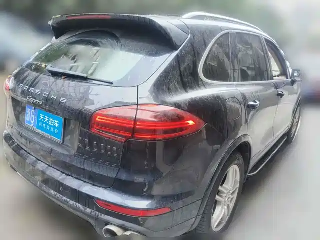 Porsche Cayenne 2016 Cayenne Platinum Edition 3.0T — фото 5