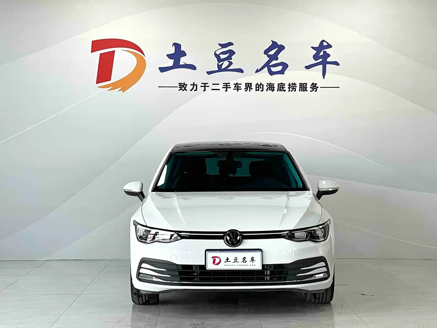Volkswagen Golf 2023 280TSI DSG Pro фото 2