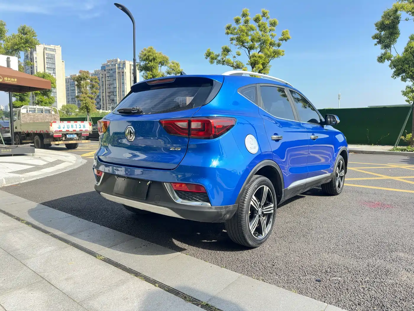 MG ZS 2017 2017 1.5L Manual Premium Internet Edition