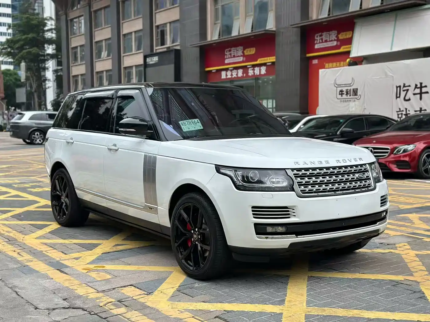 Land Rover Range Rover 2016 5.0 SC V8 AB Ultimate Autobiography LWB фото 3