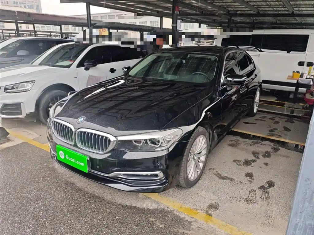 BMW 5 Series 2019 525Li Luxury Package фото 2