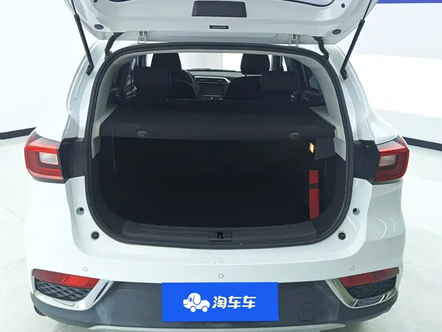 Фото 4 - MG ZS