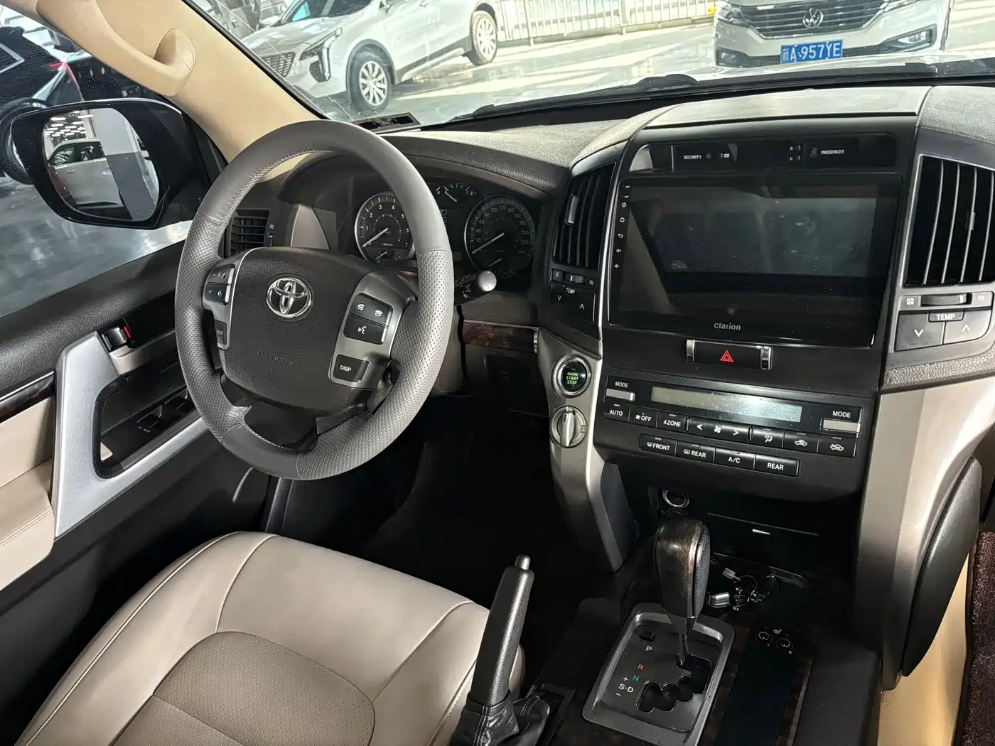 Toyota Land Cruiser 2012 2012 4.0L Automatic VX
