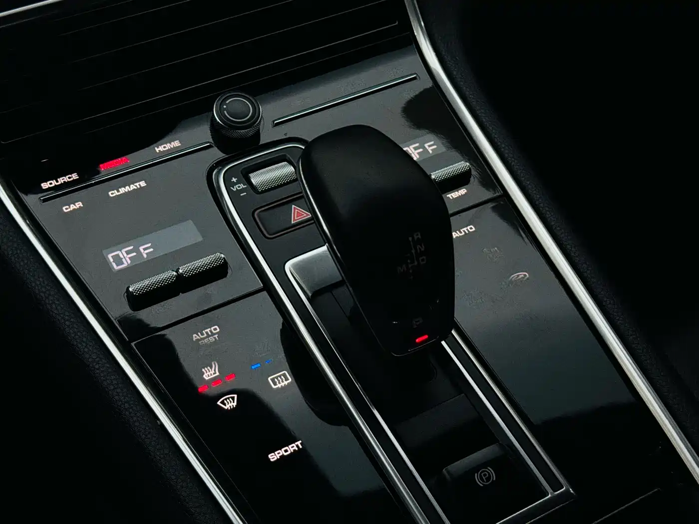 Porsche Panamera 2017 Panamera 3.0T фото 21