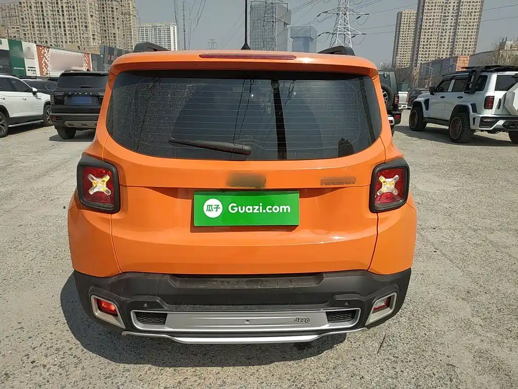 Jeep Renegade 2018 2017 180T Automatic Kinetic Edition+