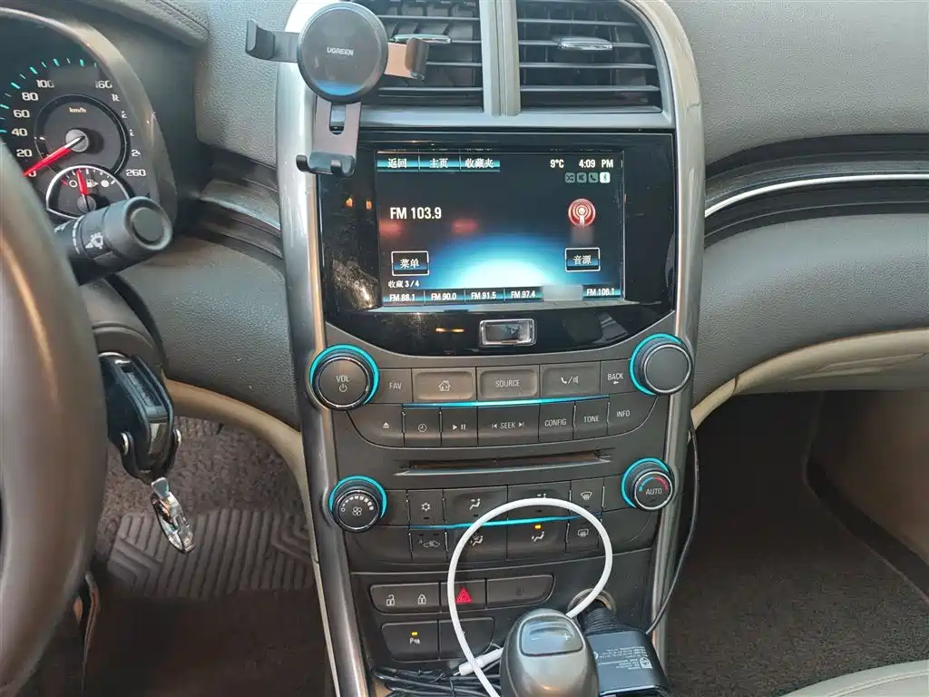 Chevrolet Malibu 2013 2.4L Automatic Luxury Edition фото 6