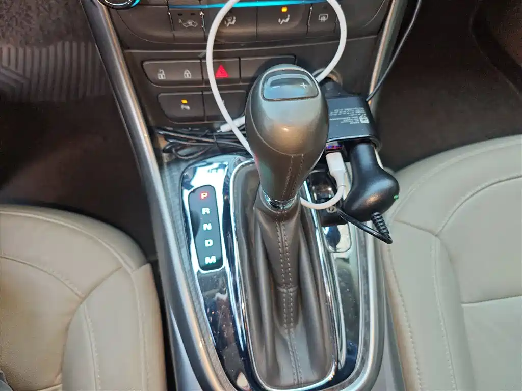 Chevrolet Malibu 2013 2.4L Automatic Luxury Edition фото 7