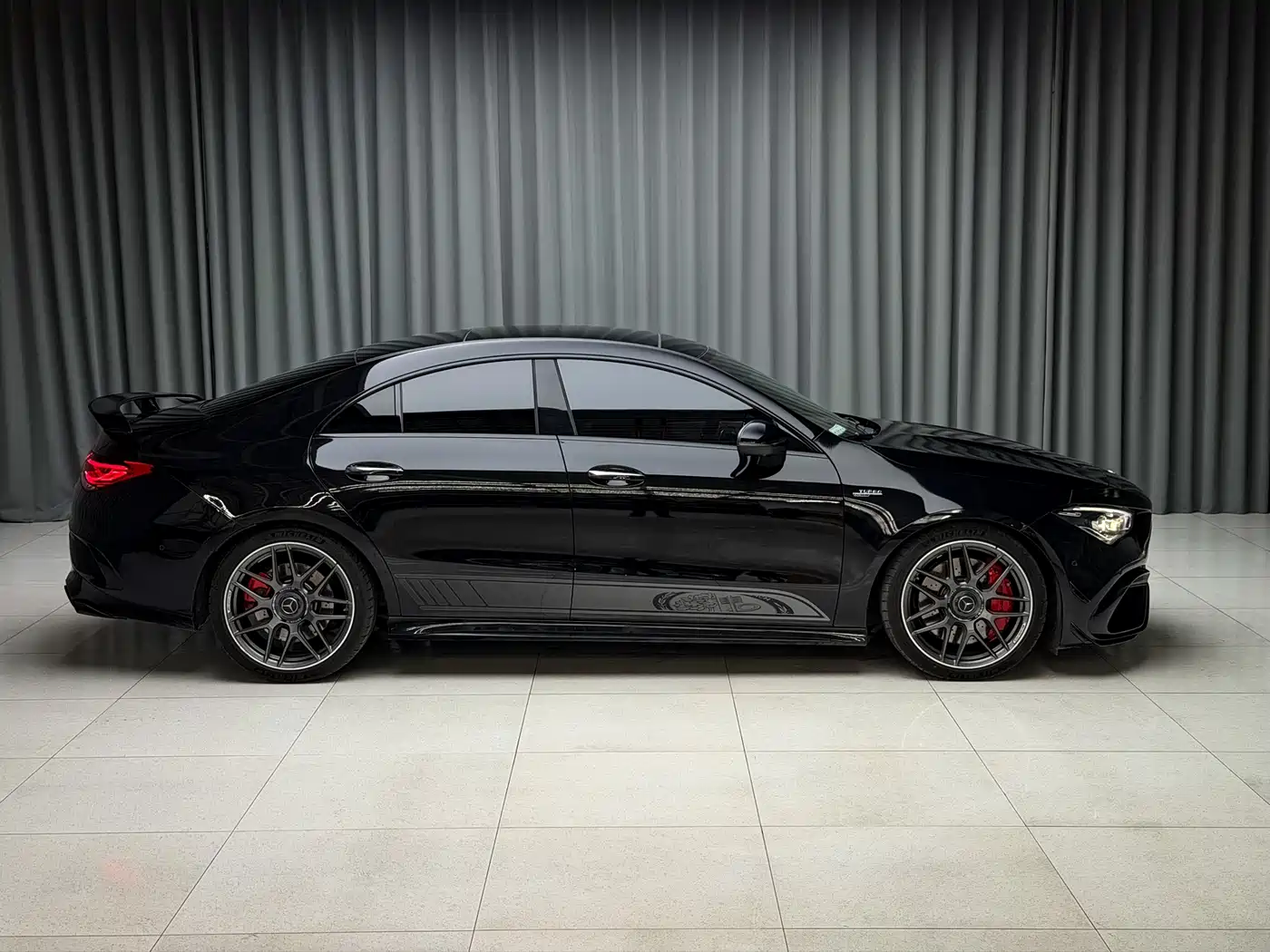 Mercedes-Benz CLA AMG 2022 AMG CLA 45 S 4MATIC+ 55th Anniversary Edition фото 3