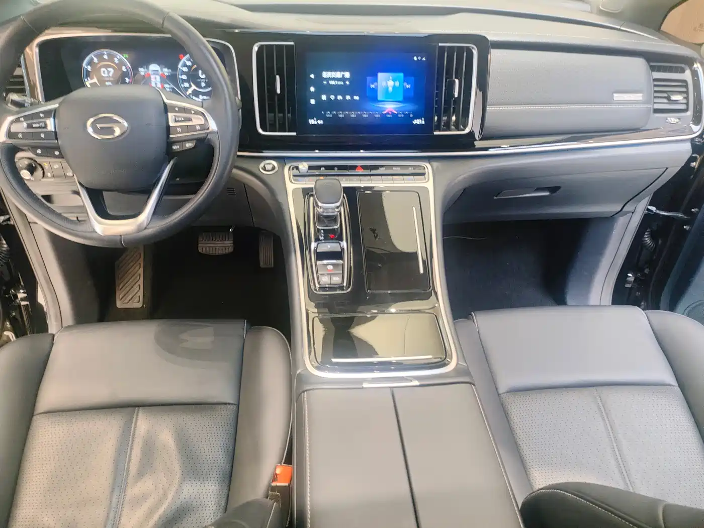 GAC Trumpchi Trumpchi M8 2021 Leading Show Series 390T Prestige Edition фото 8