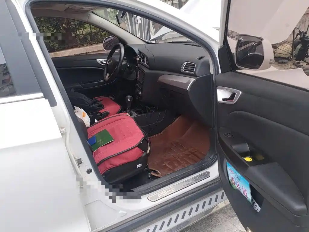 FAW Junpai D60 2015 2015 1.8L Auto Premium