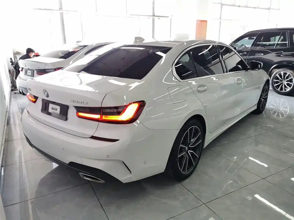 BMW 3 Series 2021 Second Facelift 325Li M Sport Package фото 5