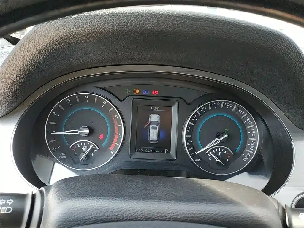 Haval H2 2015 1.5T Automatic 2WD Premium Edition фото 8