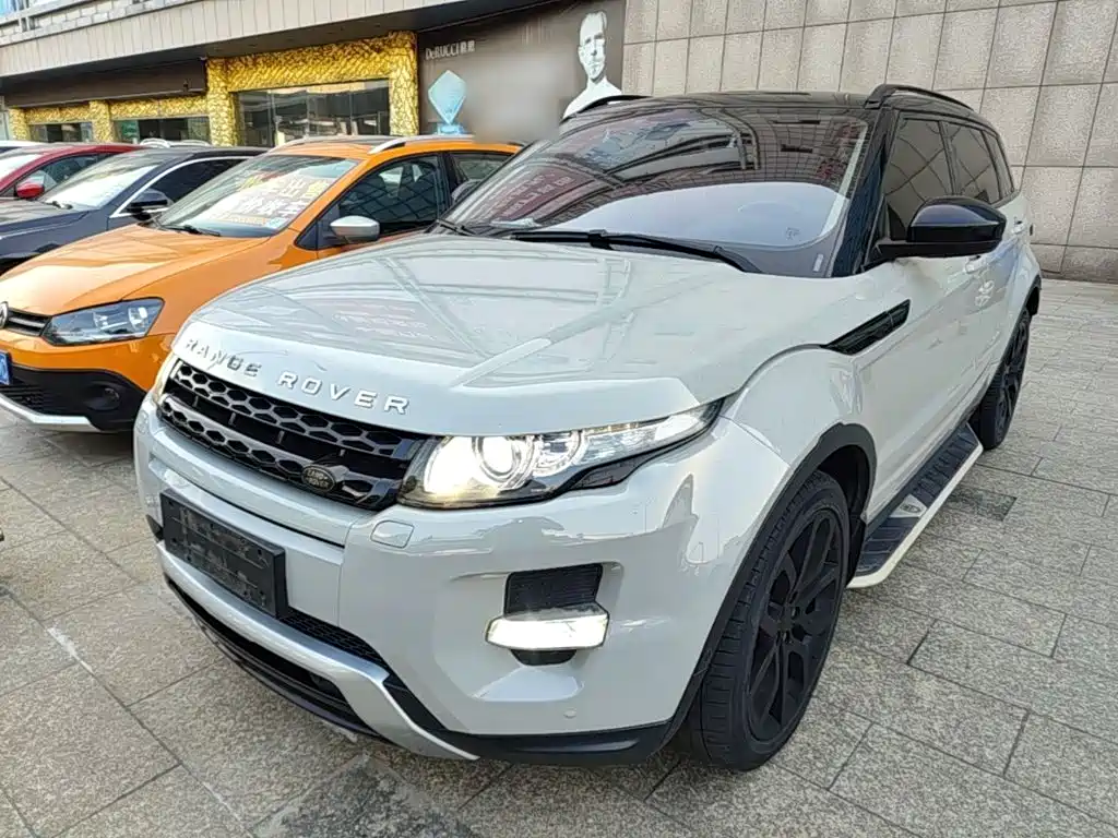 Land Rover Range Rover Evoque (Import) 2014 2014 2.0T 5-door Brilliance Sport