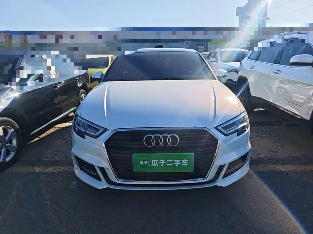 Photo 3 - Audi A3