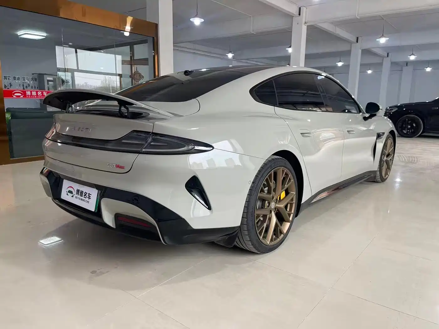 XIAOMI CAR XIAOMI SU7