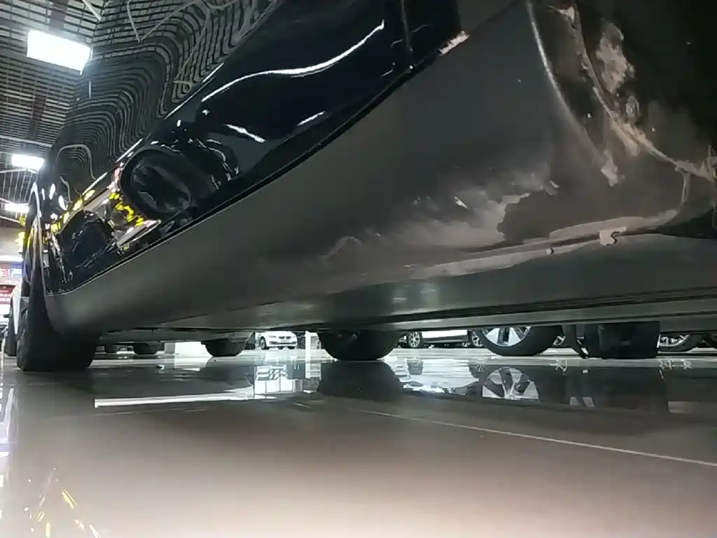 Фото 21 - Tesla Model Y