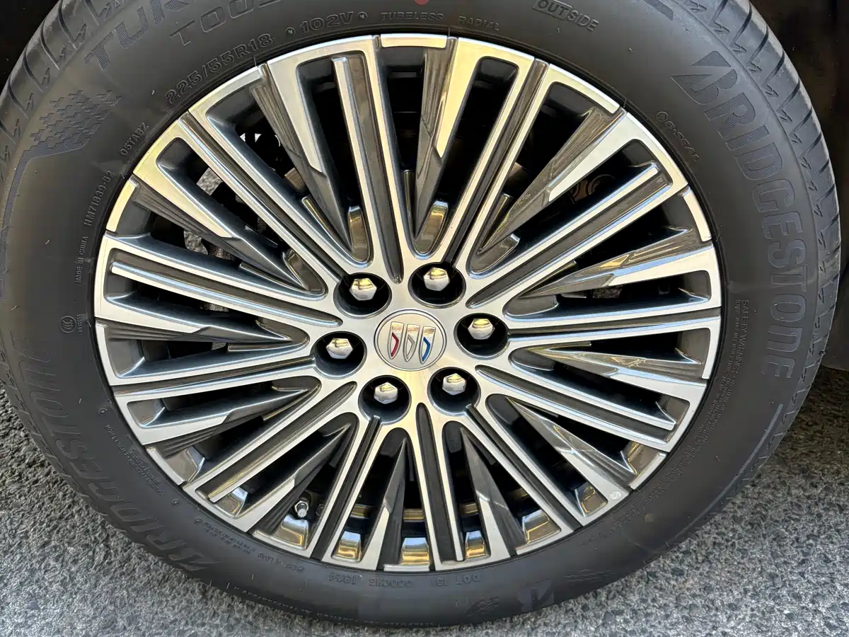 Buick GL8 New Energy 2024 Land Honor Luxury Edition 6-Seater фото 21