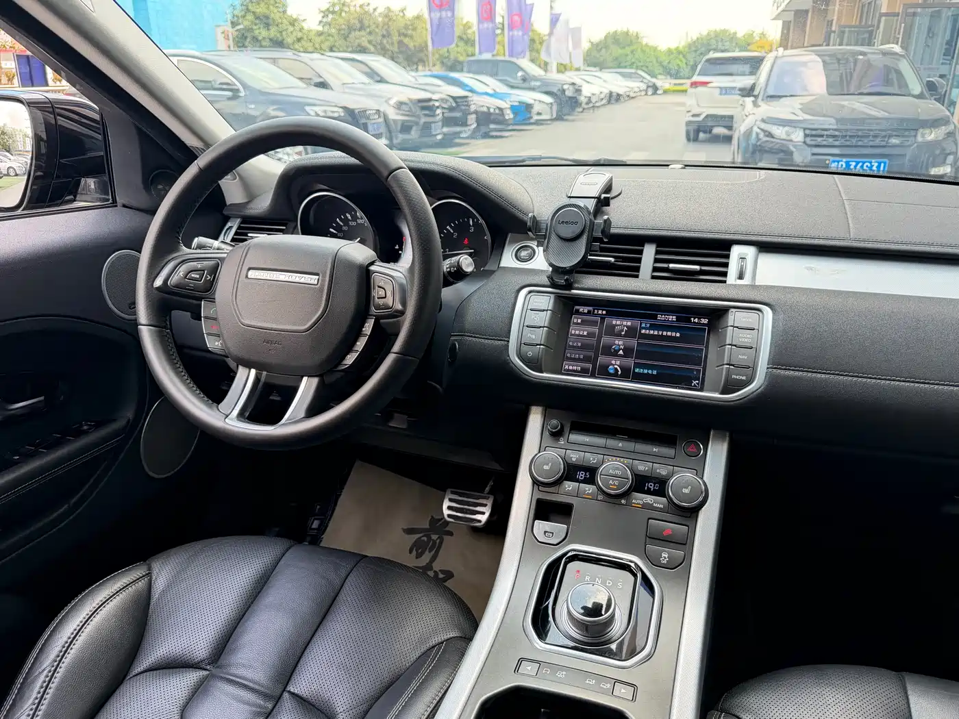Land Rover Range Rover Evoque (Import) 2013 2.2T 5-door Diesel фото 10