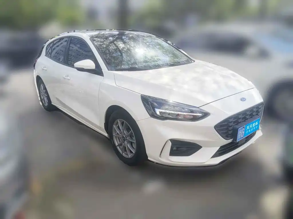 Ford Focus 2022 2021 Hatchback EcoBoost 180 Auto Trend