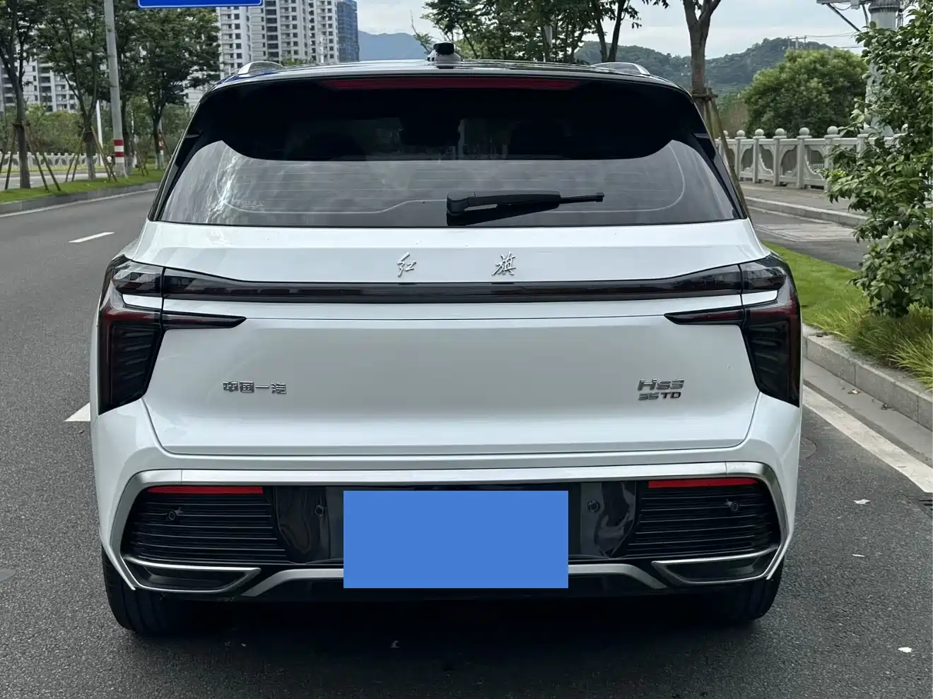 Hongqi HONGQI HS3