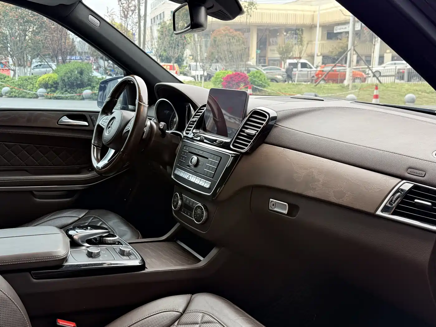 Mercedes-Benz GLS 2018 Facelift GLS 500 4MATIC фото 10