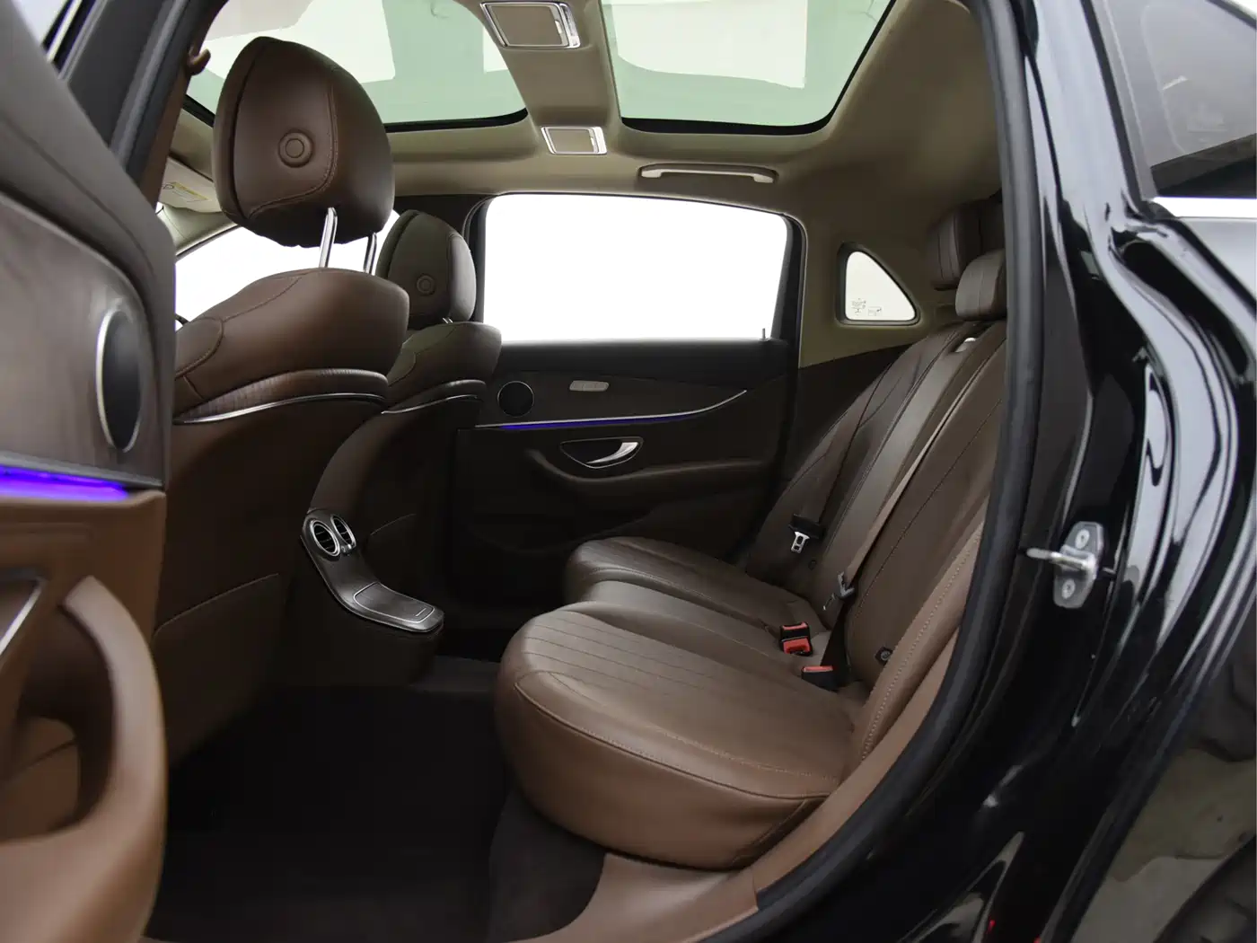 Mercedes-Benz E-Class 2021 E 260 L 4MATIC фото 9