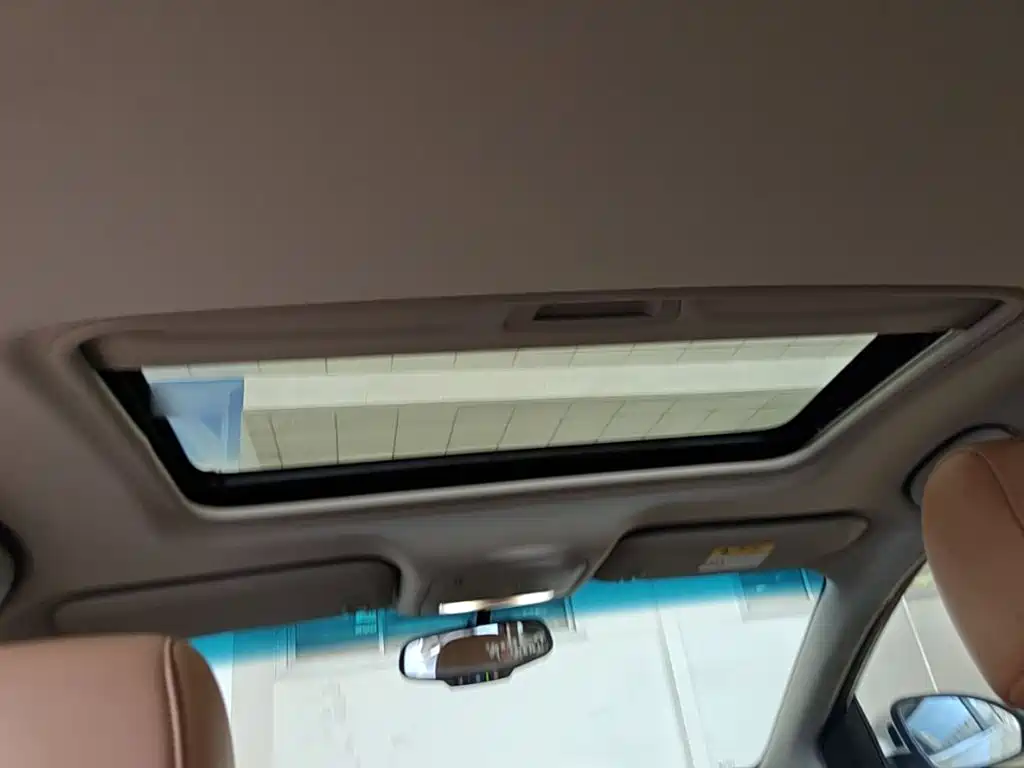 Фото 18 - Buick Excelle