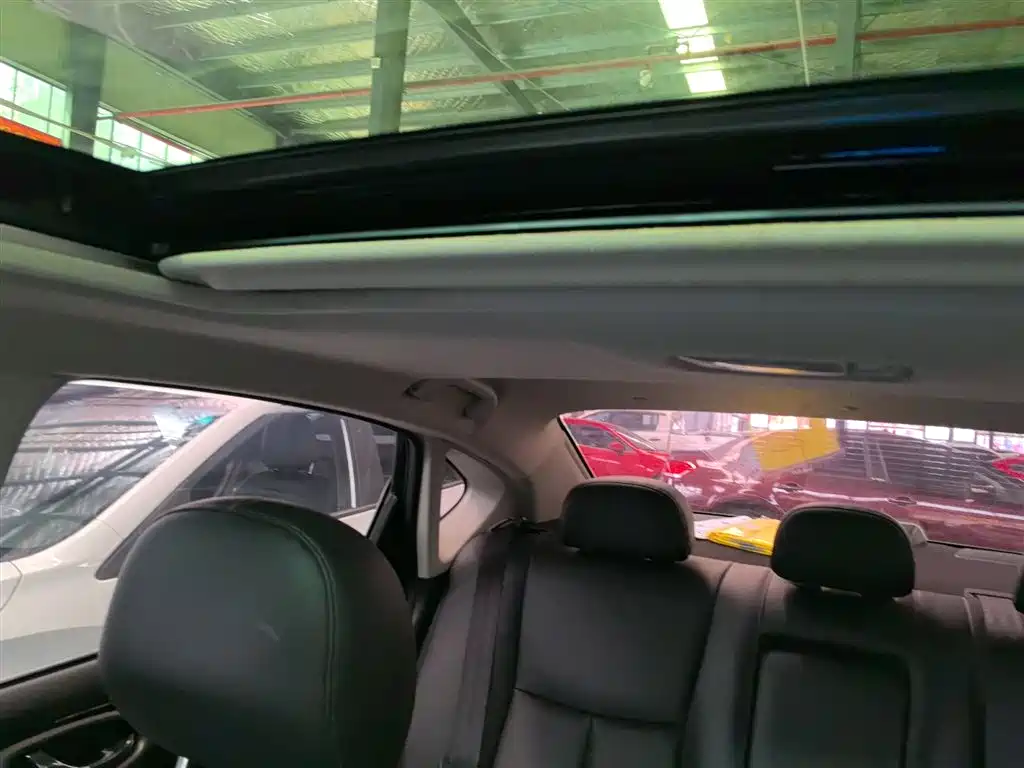 Nissan SYLPHY, миниатюра 18