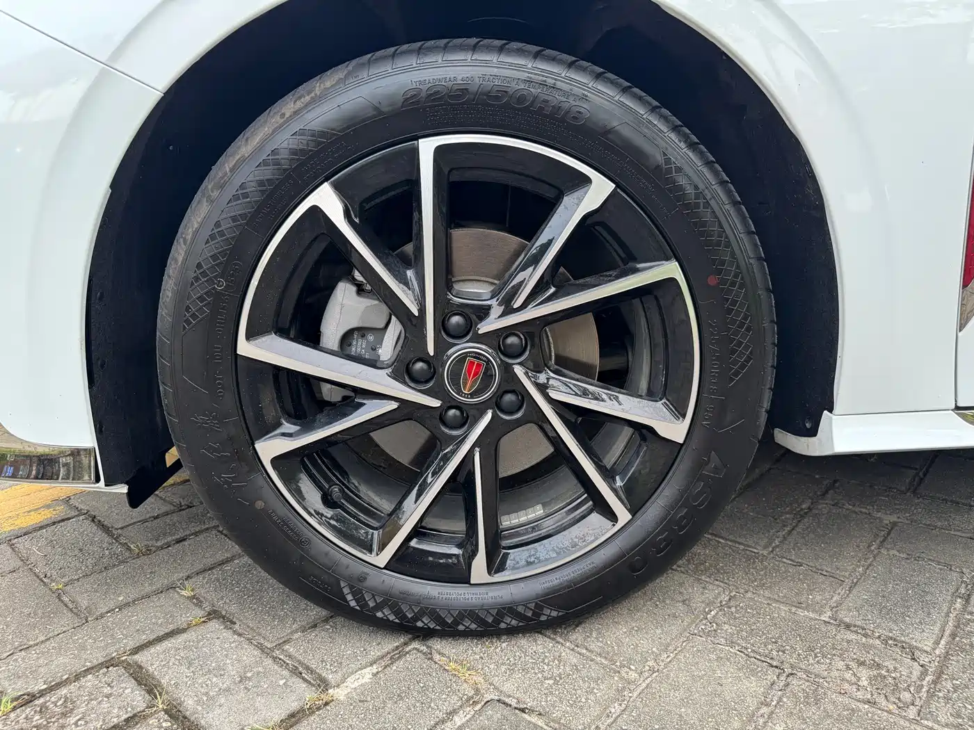 Hongqi H6 2025 2025 Model 2.0T Beauty Edition