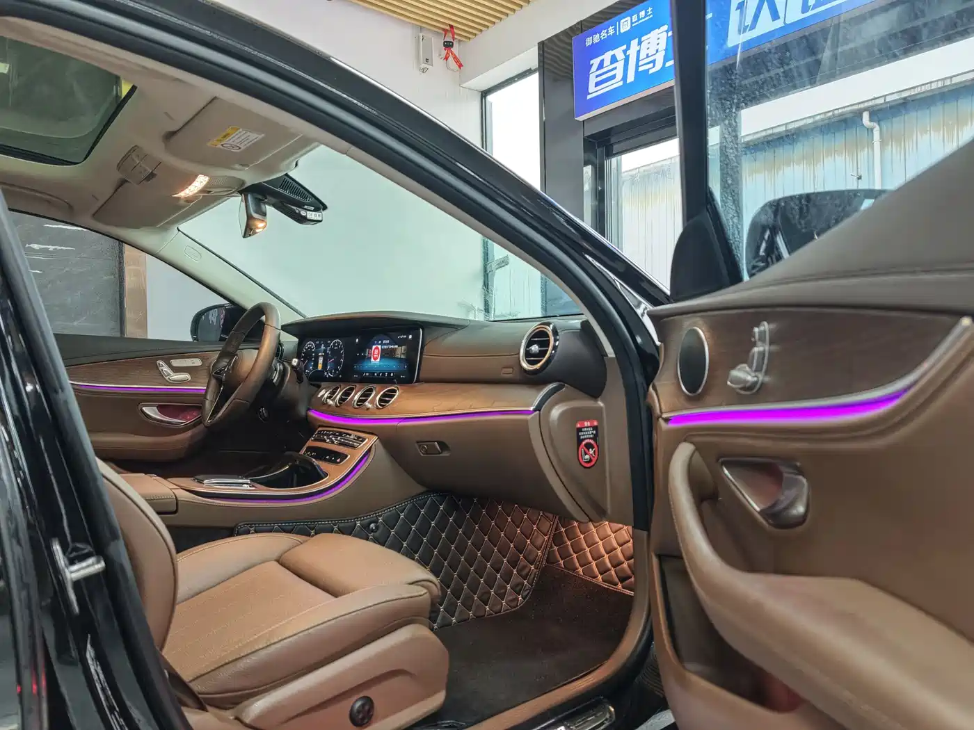 Mercedes-Benz E-Class 2023 E 260 L фото 17