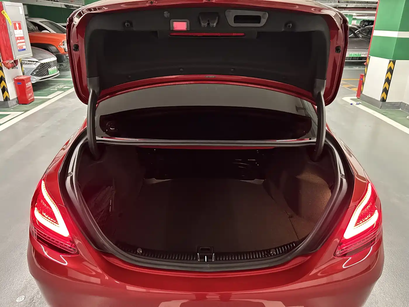 MERCEDES-BENZ C CLASS