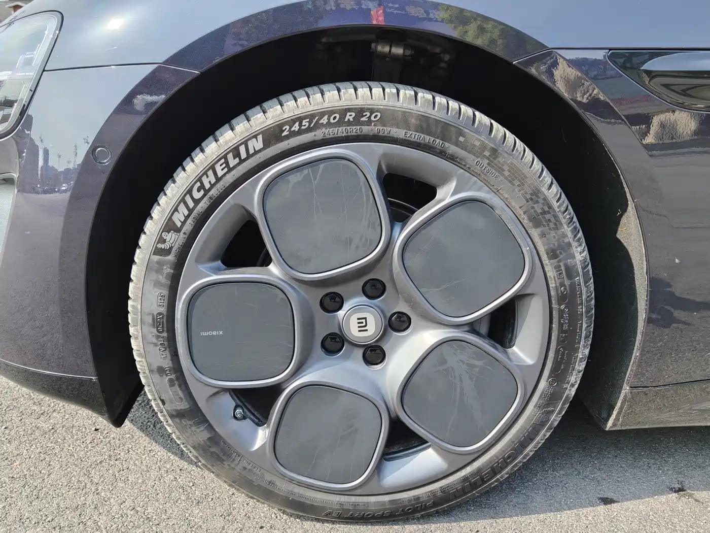 XIAOMI CAR XIAOMI SU7